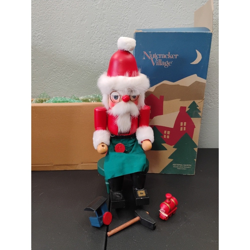 Nutcracker Village Sitting Santa Handcrafted Wood Christmas Home Decor 90s Y2K